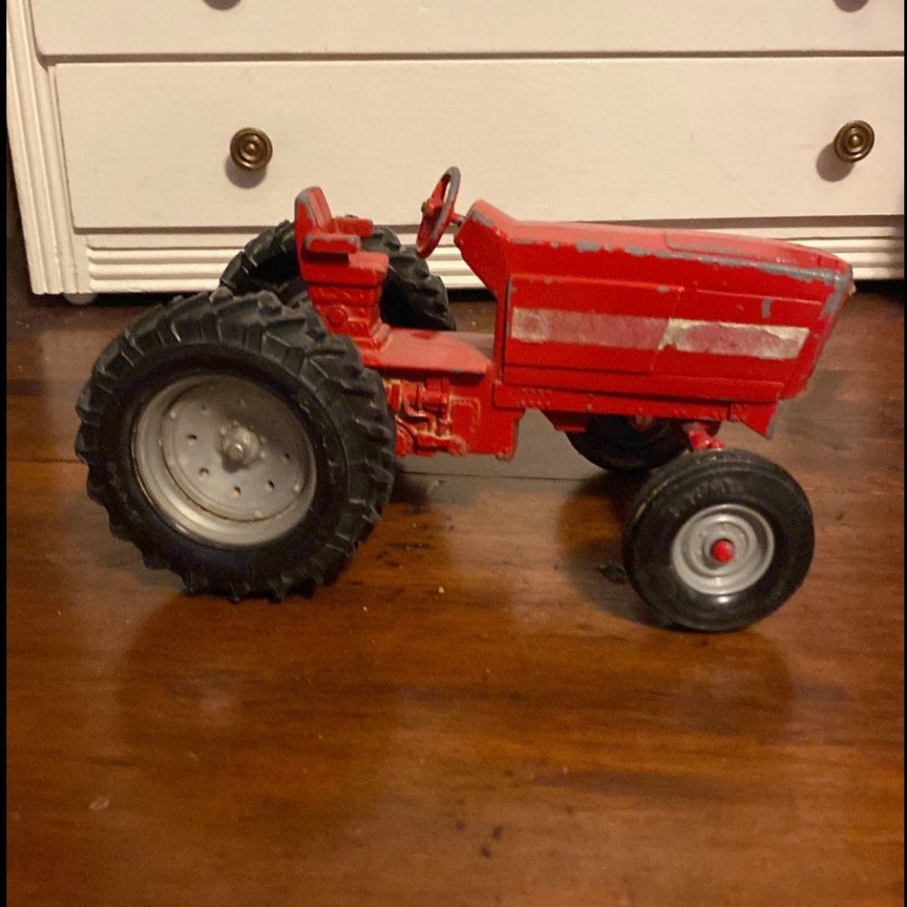 Ertl vintage tractor